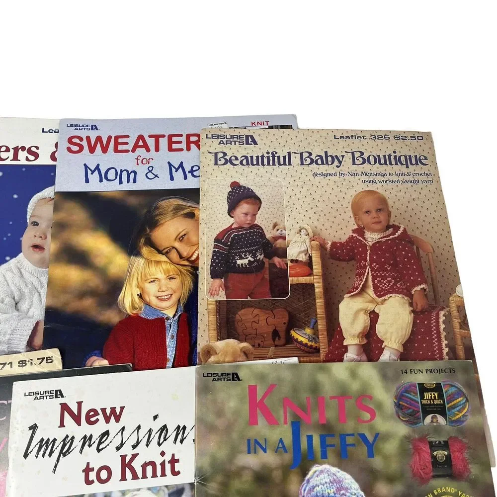 Lot of Vintage Assortment of Knitting  Booklets & Leaflets‎ Sweaters Baby